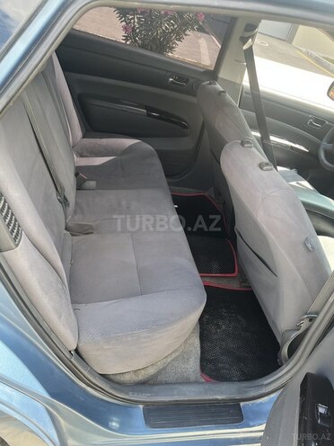Toyota Prius-10