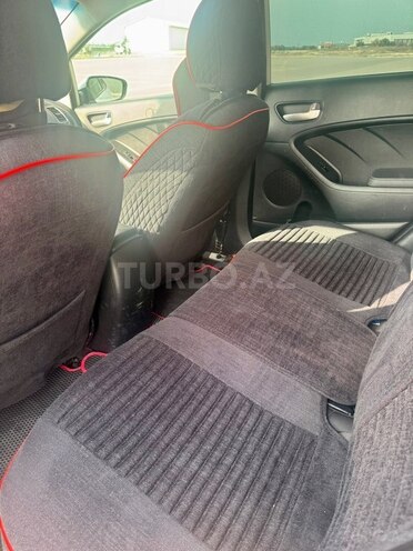 Kia Cerato-6