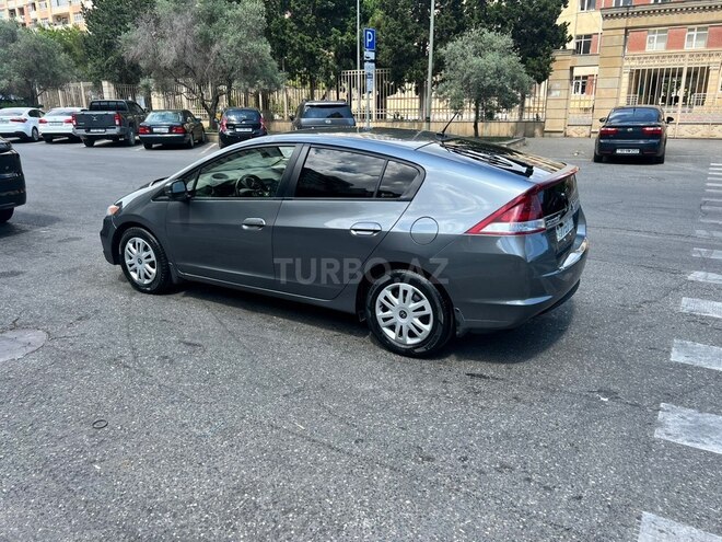 Honda Insight-2