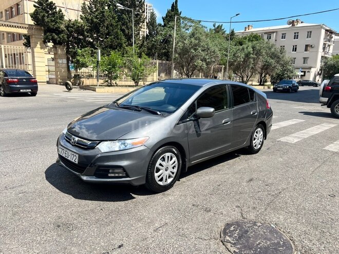 Honda Insight-4