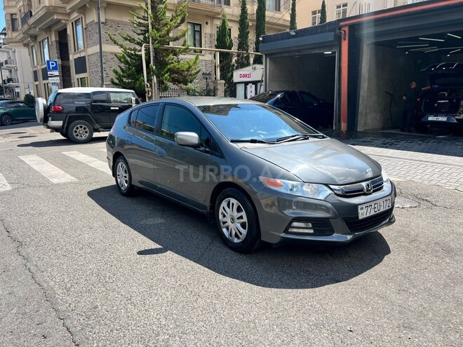Honda Insight-1