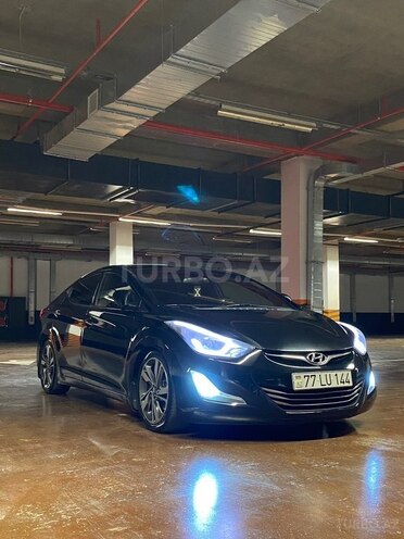 Hyundai Elantra-2