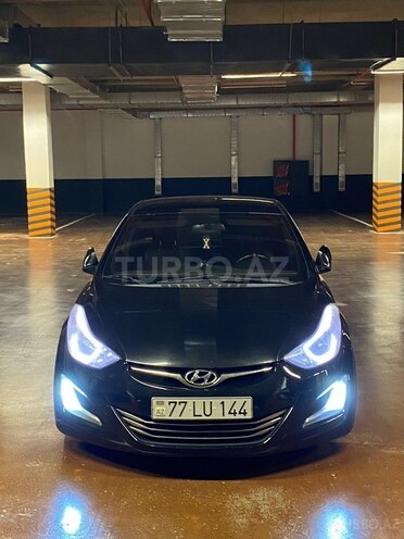 Hyundai Elantra-3