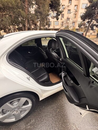 Mercedes C 200 d-14