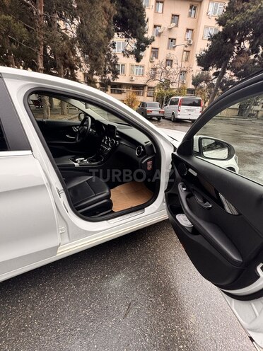 Mercedes C 200 d-9