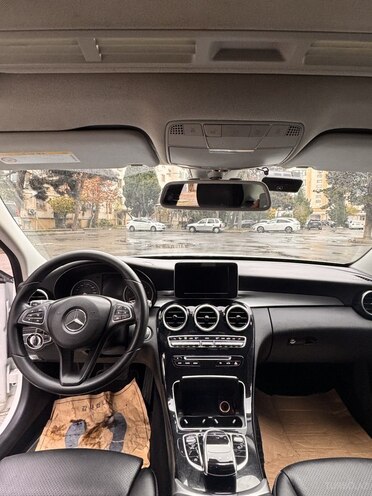 Mercedes C 200 d-12