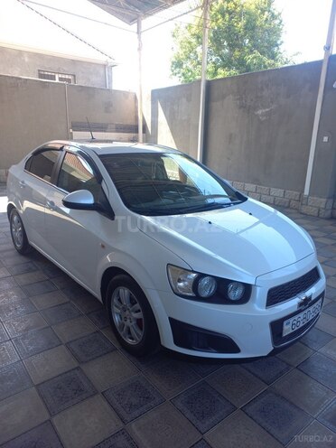 Chevrolet Aveo-2