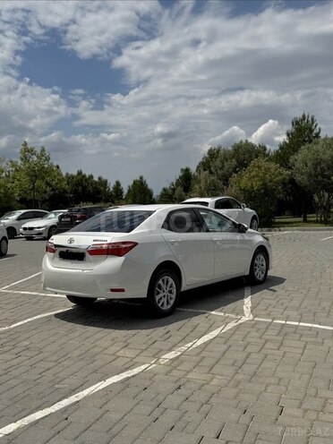 Toyota Corolla-5