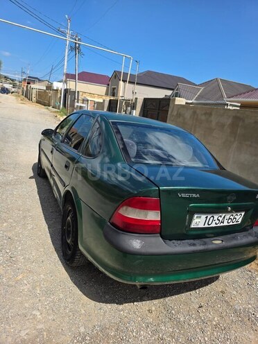 Opel Vectra-3