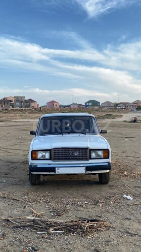 LADA (VAZ) 2107-1