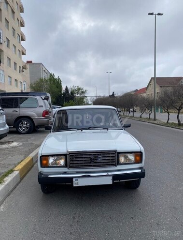 LADA (VAZ) 2107-4