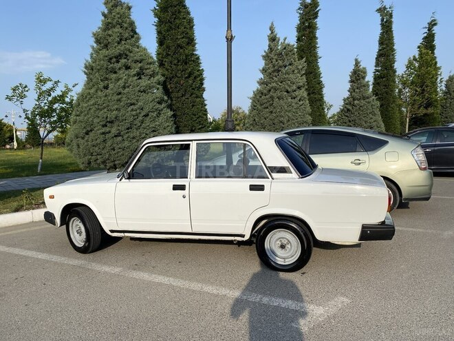 LADA (VAZ) 2107-10
