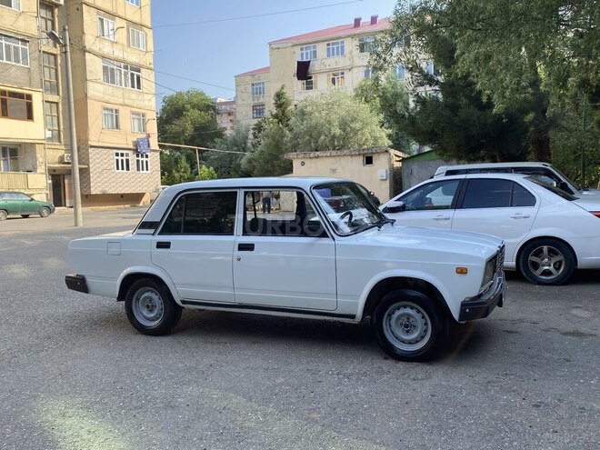 LADA (VAZ) 2107-11