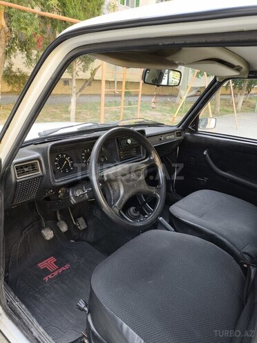 LADA (VAZ) 2107-13