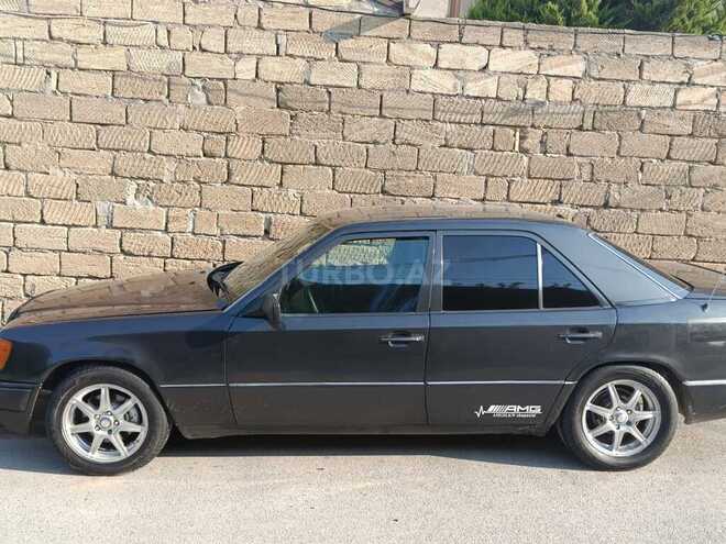 Mercedes 200 E-2