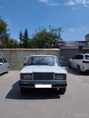 LADA (VAZ) 2107-1