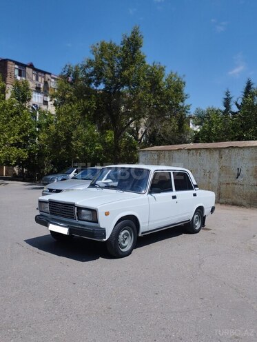 LADA (VAZ) 2107-4