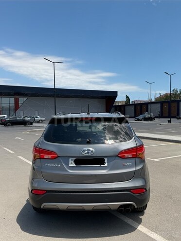 Hyundai Santa Fe-4