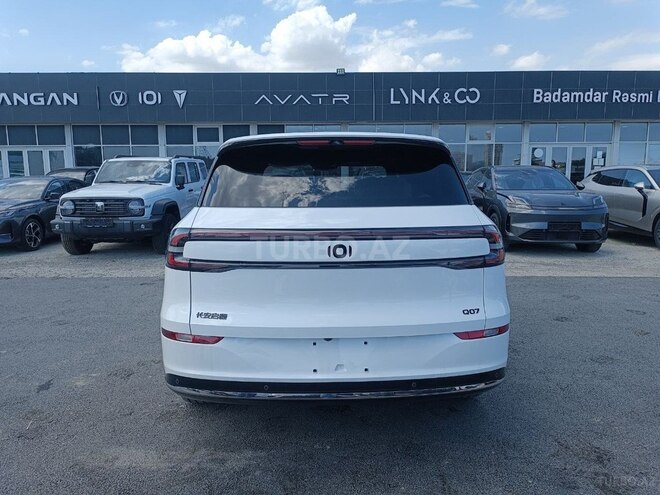Changan Qiyuan Q07-5