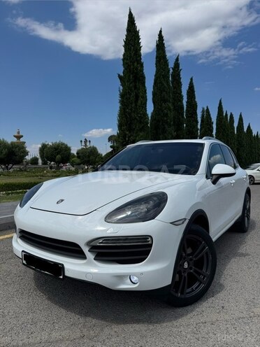 Porsche Cayenne-6