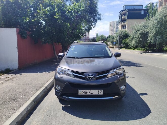 Toyota RAV4-1