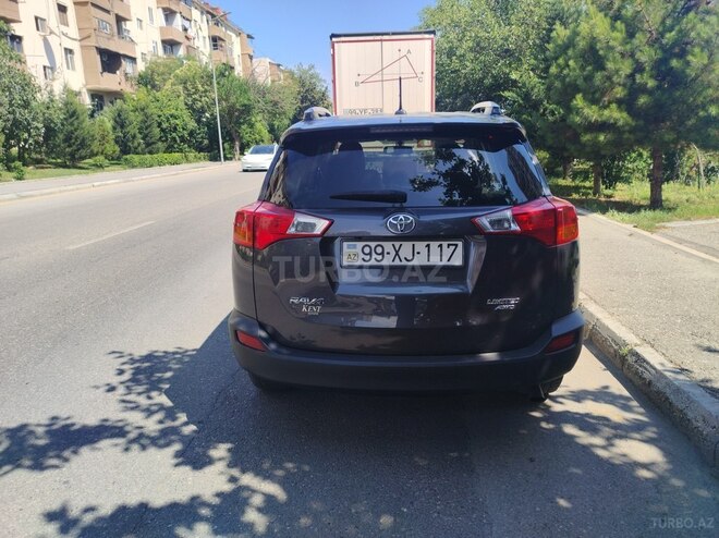 Toyota RAV4-2