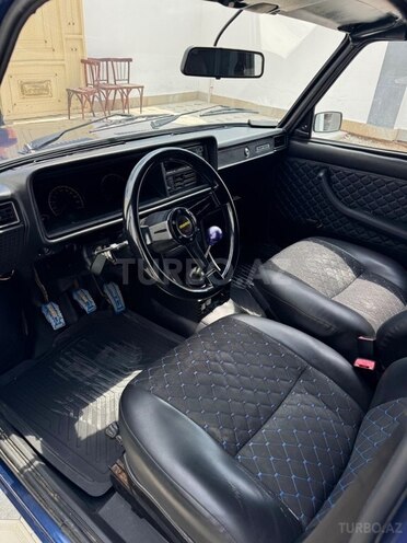 LADA (VAZ) 2104-2