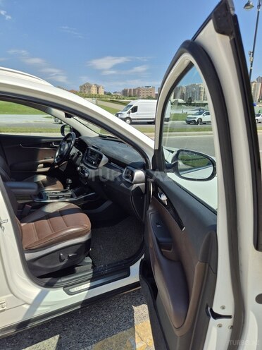 Kia Sorento-4