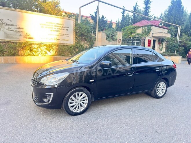 Mitsubishi Attrage-2