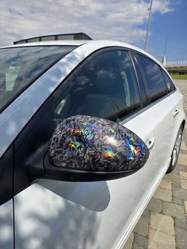 Chevrolet Cruze-8