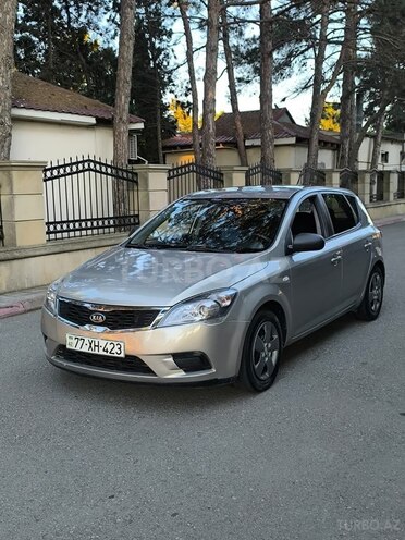 Kia Ceed-1