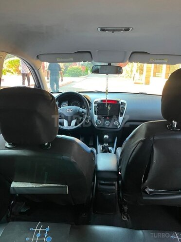 Kia Ceed-8
