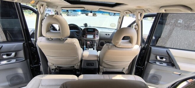 Mitsubishi Pajero-6