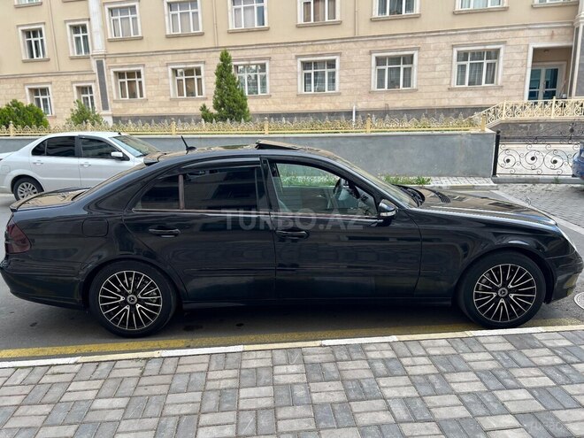 Mercedes E 220-4