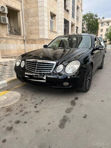 Mercedes E 220-2