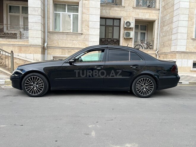 Mercedes E 220-3