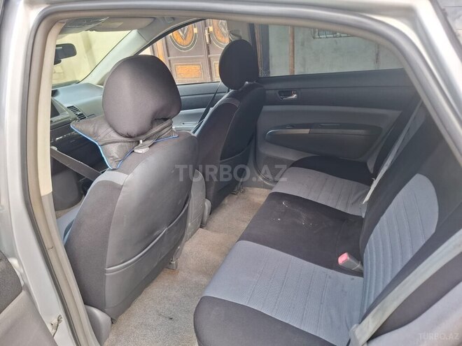 Toyota Prius-5