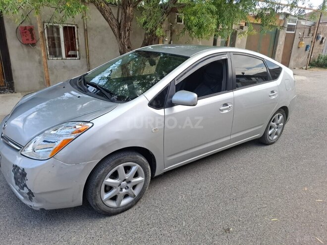 Toyota Prius-11