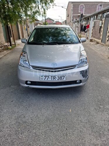 Toyota Prius-1