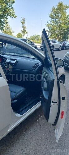 Kia Cerato-10