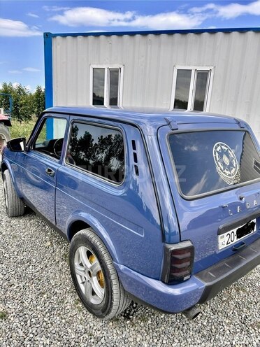 LADA (VAZ) Niva-3