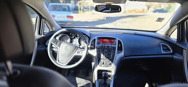 Opel Astra-9