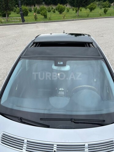 Mercedes E 270-7