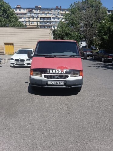 Ford Transit-1