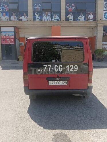 Ford Transit-6