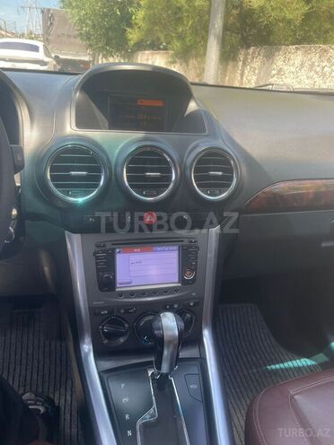 Opel Antara-8