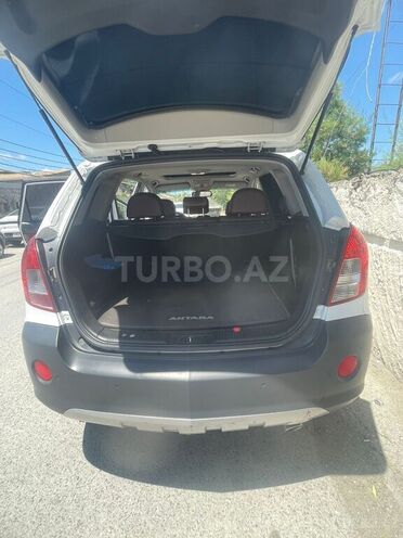 Opel Antara-10