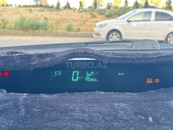 Toyota Prius-2