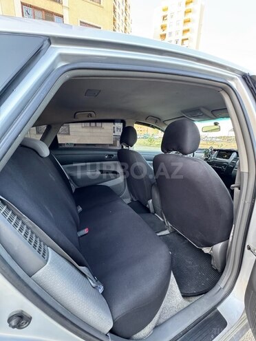 Toyota Prius-4