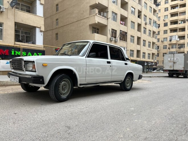 LADA (VAZ) 2107-5
